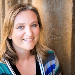 Sarah Lyons